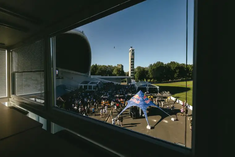The festival seen from behind the main stage