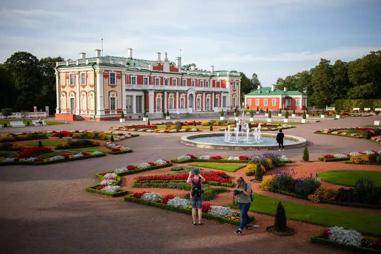 Flower beds in Kadriorg Park